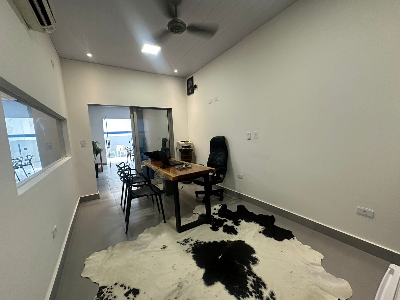Sala de atendimento da Rizzo Automotive